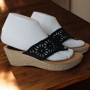 SPRING STEP Black Leather Comfort Sandals Wedge Thong 38/8 Summer Vacation Beach